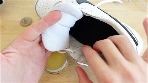 how to fix squeaky insoles